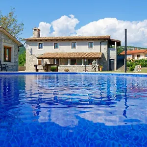 holiday-home-eda-buzet.in-istria.net/